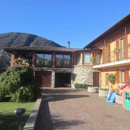 Santa Lucia Apartment *